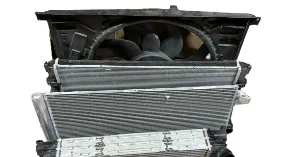 BMW 3 G20 G21 Radiator set 15272311 8592701 IA2167