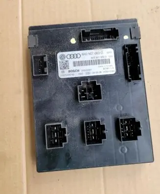 Audi A4 S4 B8 8K Comfort/convenience module 8K0907063D