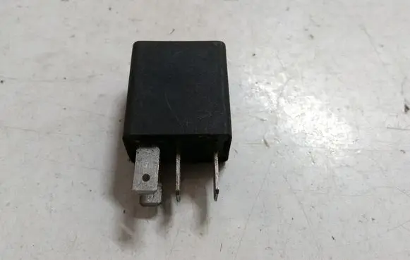 Peugeot Boxer Other relay 46520411