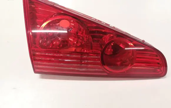 Peugeot 607 Tailgate rear/tail lights 2587G