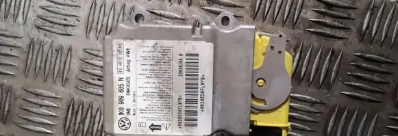 Volkswagen Golf V Airbag control unit/module 1k0909605n