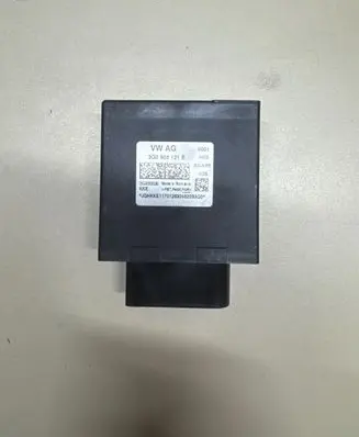 Audi Q3 F3 Fuel injection pump control unit/module 3Q0906121B