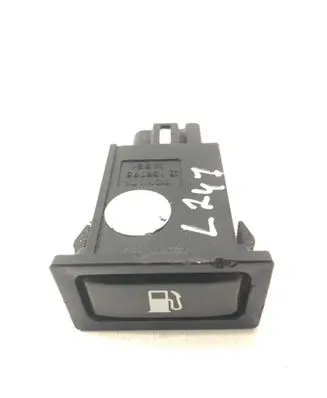 Toyota Avensis T250 Fuel tank opening switch 5660C60