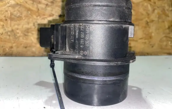 Audi A6 S6 C6 4F Mass air flow meter 03G906461C 19746156 0281002735