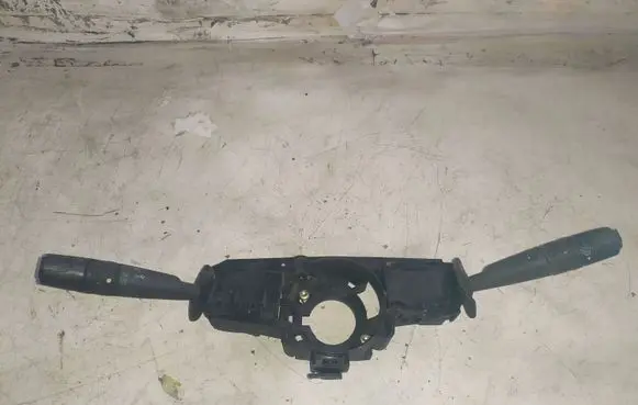 Peugeot 406 Indicator stalk 96063790Z