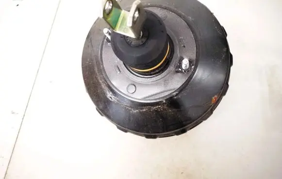 BMW 1 E81 E87 Brake booster 29678804202