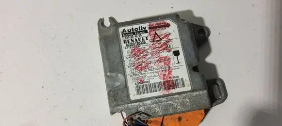 Renault Laguna I Airbag control unit/module 8200018830B 550804400