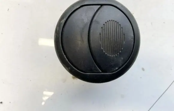 Fiat Doblo Dash center air vent grill