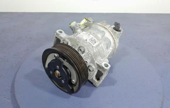 Skoda Fabia Mk3 (NJ) Air conditioning (A/C) compressor (pump) 5Q0816803F