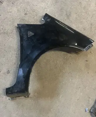 Mitsubishi Colt Fender