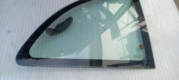 Ford Ka Rear side window