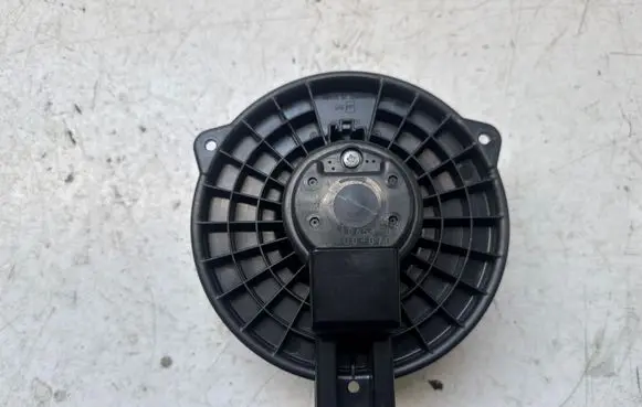 Mazda CX-5 Heater fan/blower PPTD20