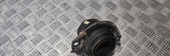 Jeep Grand Cherokee Engine mount bracket 68252523AA