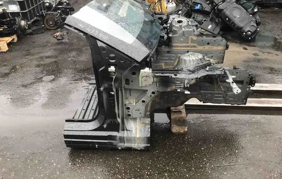 Mercedes-Benz EQE v295 Front quarter panel 