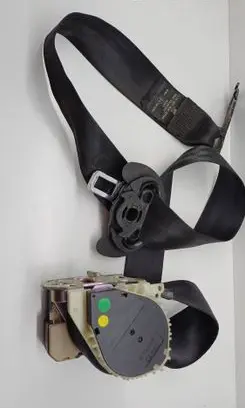 Volkswagen Touran I Rear seatbelt 1T0857805 40561