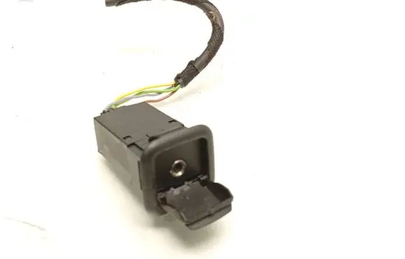 Skoda Rapid (NH) AUX in-socket connector 5JA035475