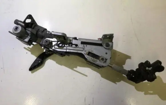 Volvo S80 Steering wheel axle