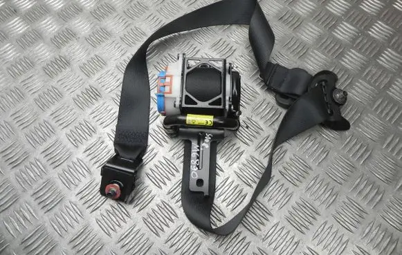 Hyundai Kona I Front seatbelt 88810K4200