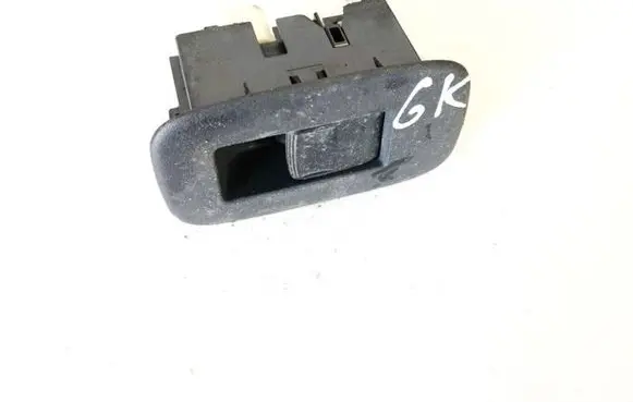 Toyota Auris 150 Electric window control switch