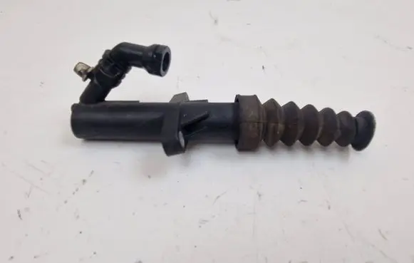 Citroen DS3 Clutch slave cylinder 9675318180