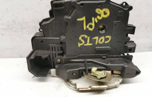 Mitsubishi Colt Front door lock