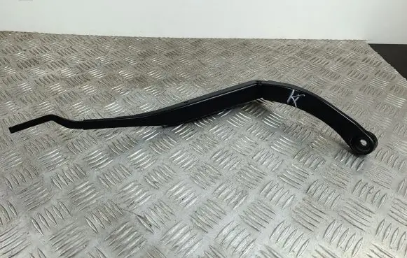 Jeep Cherokee Front wiper blade arm