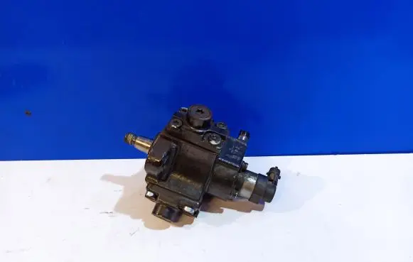 Saab 9-3 Ver2 Mechanical fuel pump 04425010097