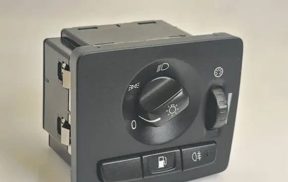 Volvo V70 Light switch 19206