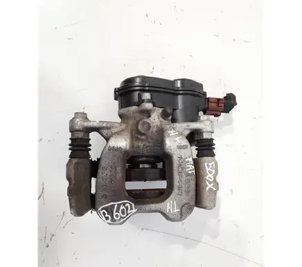 Fiat 500X Rear brake caliper A823