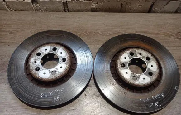 Volvo XC90 Front brake disc