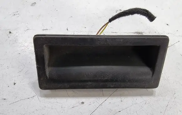 Tailgate opening switch