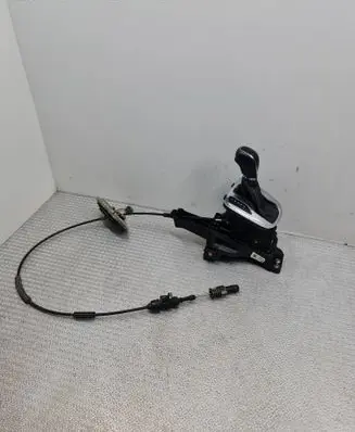 Opel Astra K Gear shifter/selector 13381370 1802130039