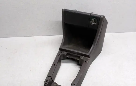 Volkswagen PASSAT B3 Center console 357863243C