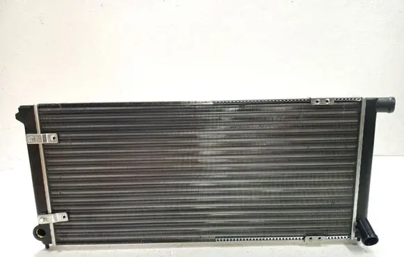 Volkswagen Golf II Coolant radiator RNBC 191121253A 191121253G