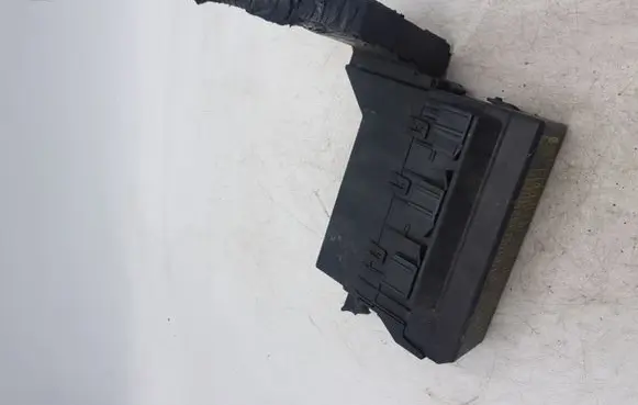 Nissan X-Trail T30 Fuse module EQ3207