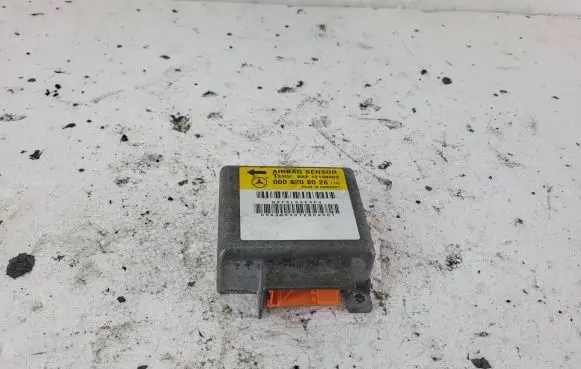 Mercedes-Benz C W202 Airbag control unit/module 0008208026 G3T5L03C3C4 12198403