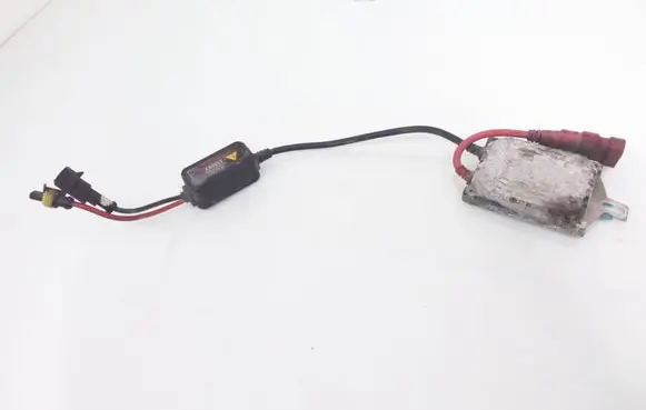 Volkswagen PASSAT B6 Headlight ballast module Xenon