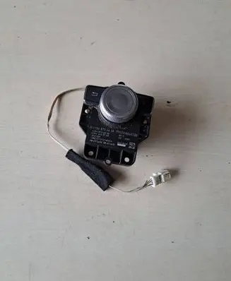 Head unit multimedia control