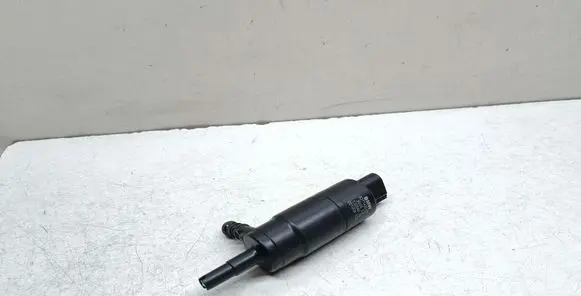 BMW 3 E90 E91 Headlight washer pump 8377430