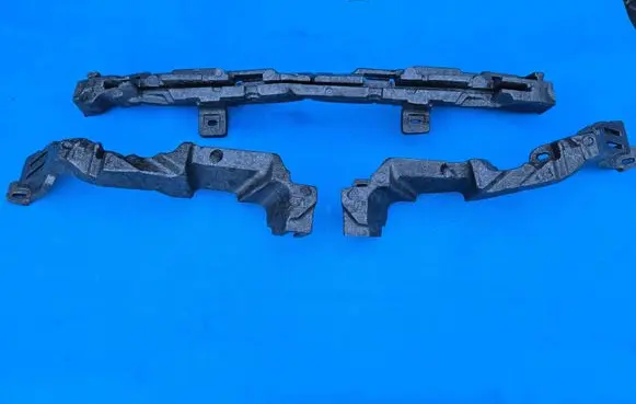 BMW iX Front bumper foam support bar 9464194