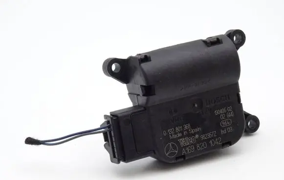 Mercedes-Benz B W245 Air flap motor/actuator A1698201042 0132801368