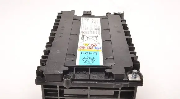 Volvo XC40 Hybrid / electric car battery 32431285