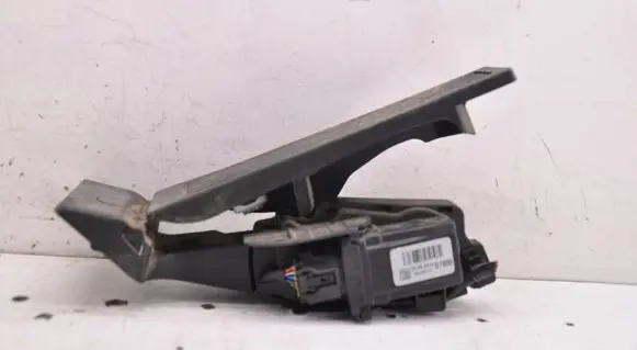KIA Sportage Accelerator throttle pedal D7800
