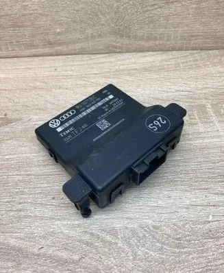 Volkswagen PASSAT B7 Gateway control module 1K0907530C 1K0907951Main