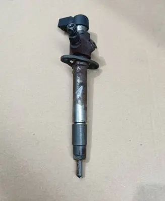 Citroen C6 Fuel injector 5U3Q9K546AA 30242