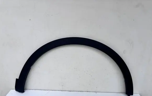 MG ZS Front arch trim 10252368