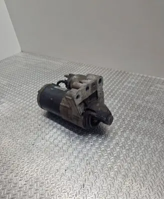 Peugeot 5008 Starter motor M000T22471 9662528880