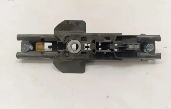 Volvo XC60 Seat belt adjustment rail 32341210