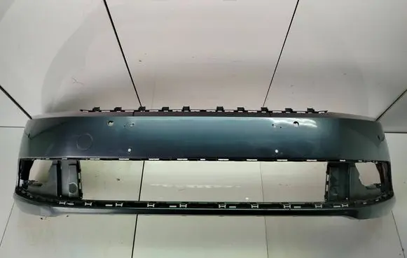 Volkswagen PASSAT B7 Front bumper 3AA807221