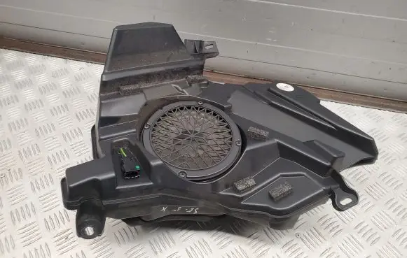 Audi S5 Subwoofer speaker 8F0035382A